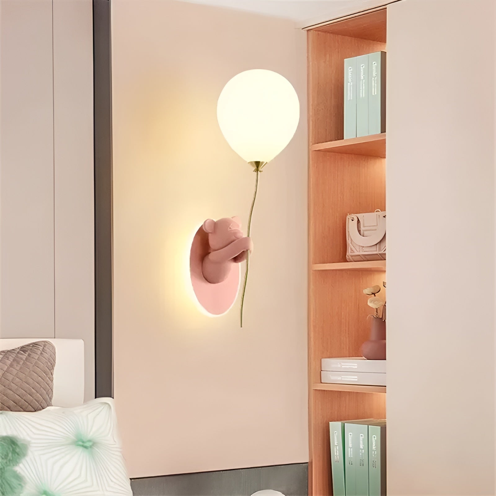 BearBalloon Kinder-Wandleuchte | Niedliches Bären-Design | Sanftes LED-Nachtlicht | Kunstharz