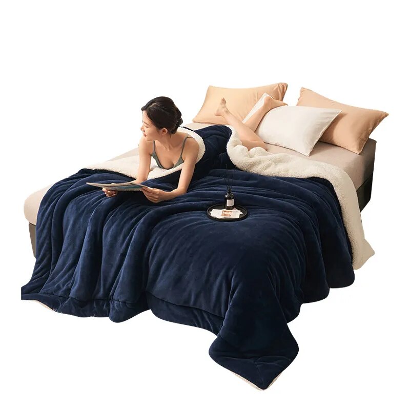PureCuddle - Korallen Fleece-Decke mit Verdickung