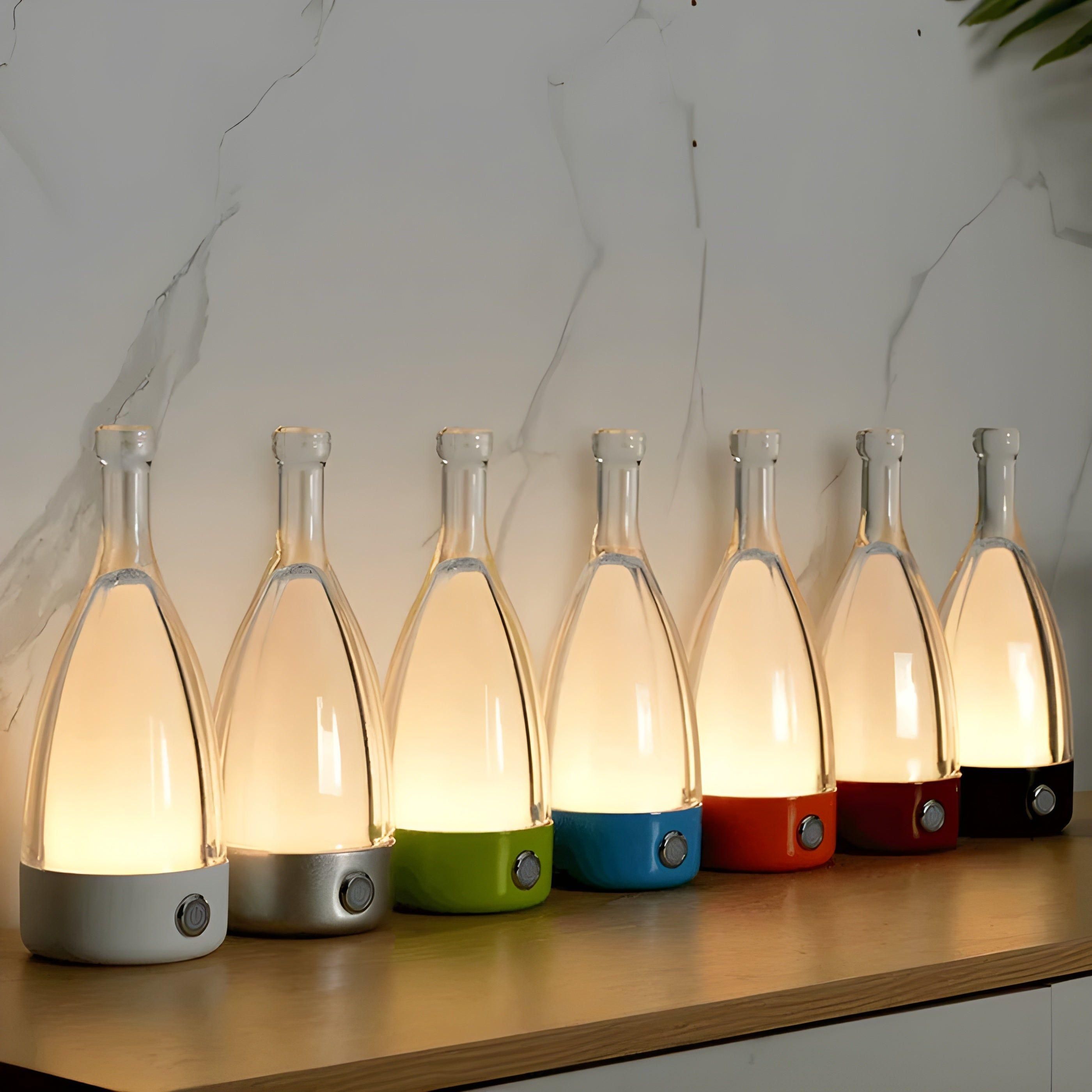 Vinalume LED Tischlampe Weinflaschen-Design | Wiederaufladbar & Kabellos | Warmweiß 3500K | Touch-Steuerung